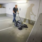 Метла механична акумулаторна KARCHER KM 70/30 C BP 2SB - Image 2